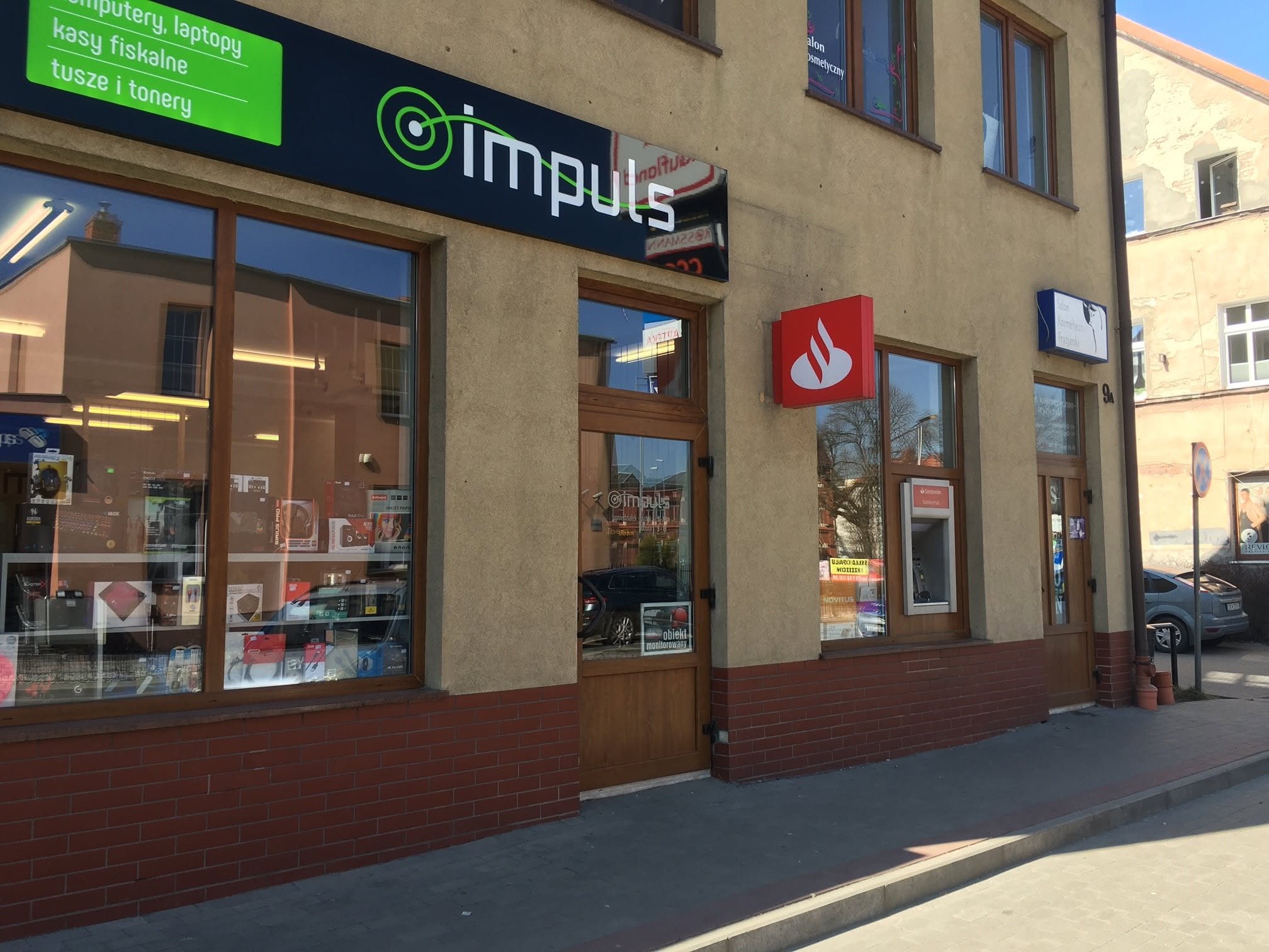 Widok z zewnątrz na lokal IMPULS